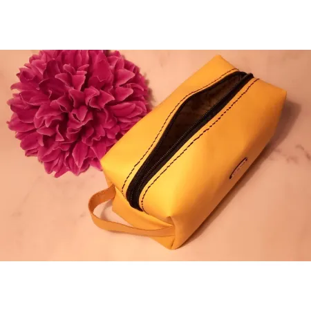 Kosmetyczka Typu Box